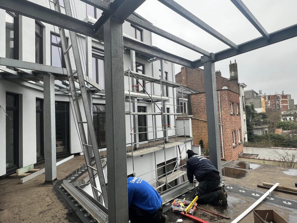 Grande chantier vitrerie à Uccle - Bruxelles