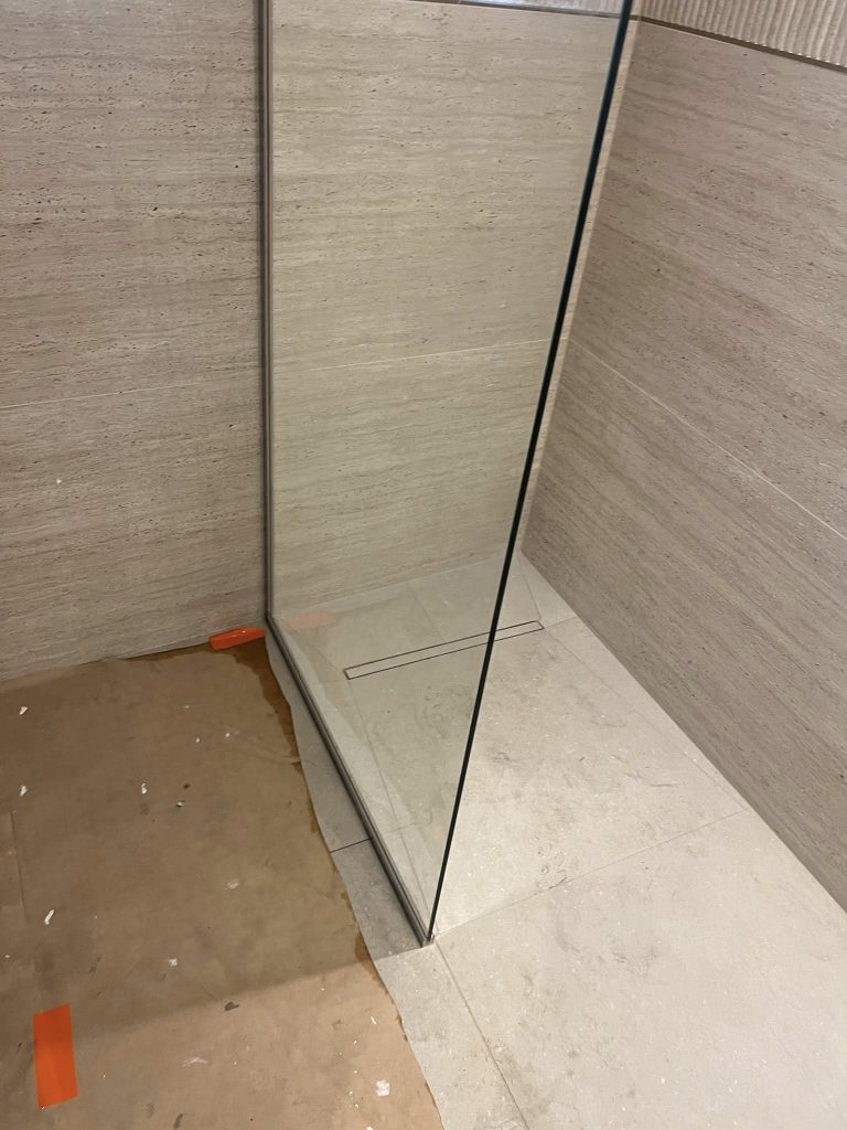 Bruxelles: Cabine de douche en verre