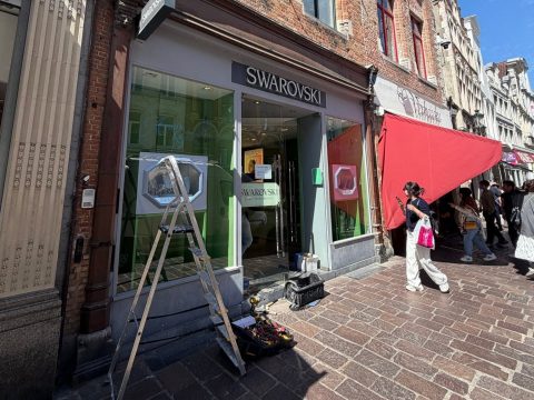 Swarovski Bruges: Porte en verre trempé